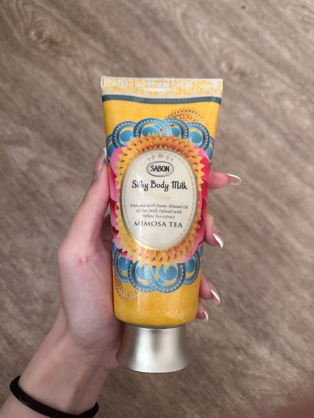 Sabon Mimosa Tea Silky Body Milk - Yellow